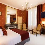 Szálloda Le Petit Manoir 4*