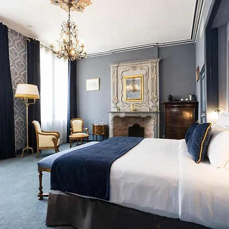 Hotel Le Petit Manoir