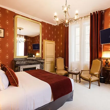 Hotell Le Petit Manoir 4*