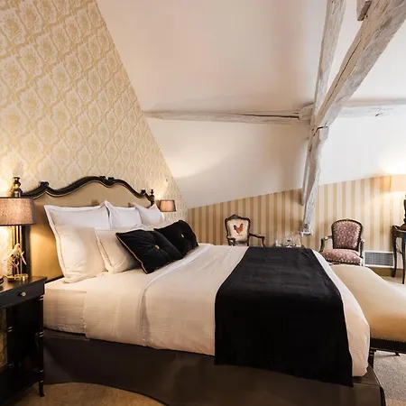 Hotell Le Petit Manoir