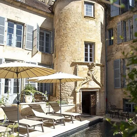 Hotel Le Petit Manoir