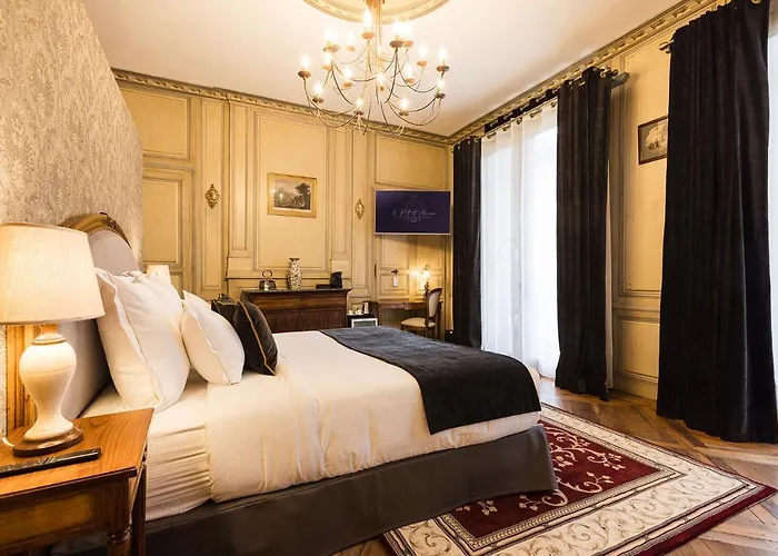 Hotel Le Petit Manoir Sarlat
