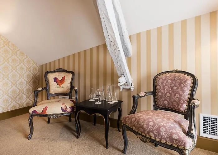 Hotel Le Petit Manoir 4*
