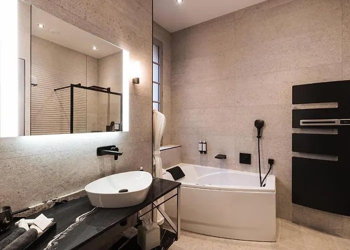 Le Petit Manoir 4* Sarlat