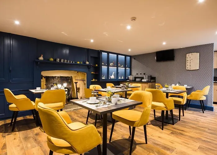 Le Petit Manoir Hotel