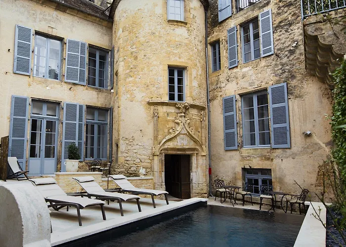 Le Petit Manoir