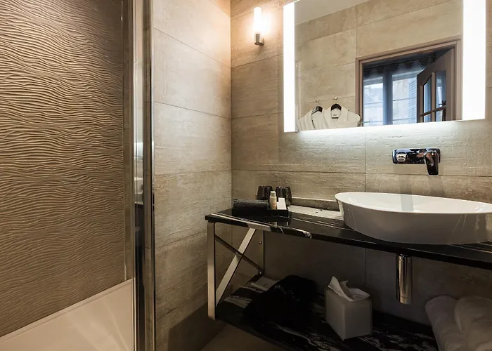 Le Petit Manoir 4* Sarlat